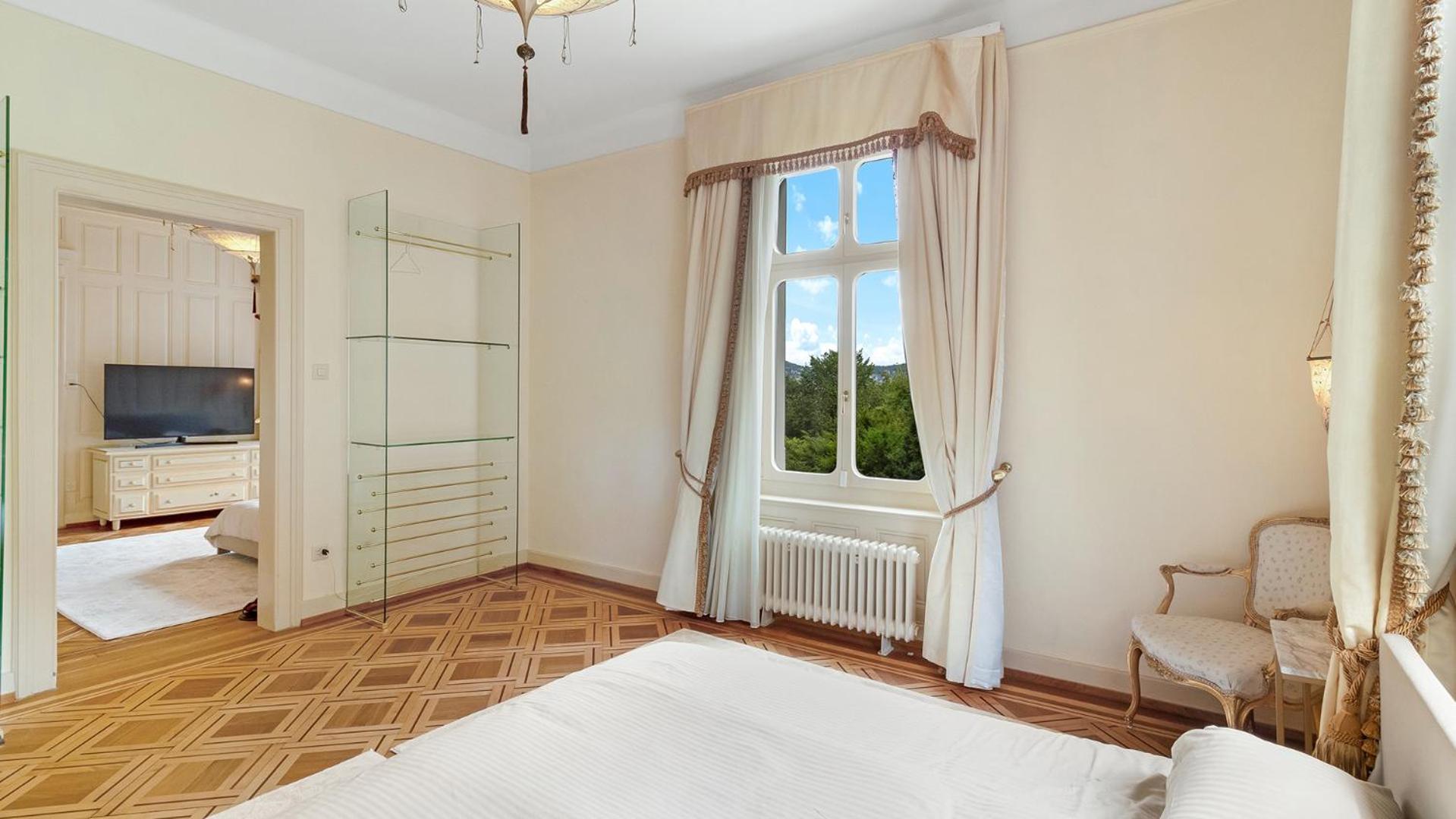 Entire Zurich Villa, Your Private Luxury Escape With In House Staff エクステリア 写真