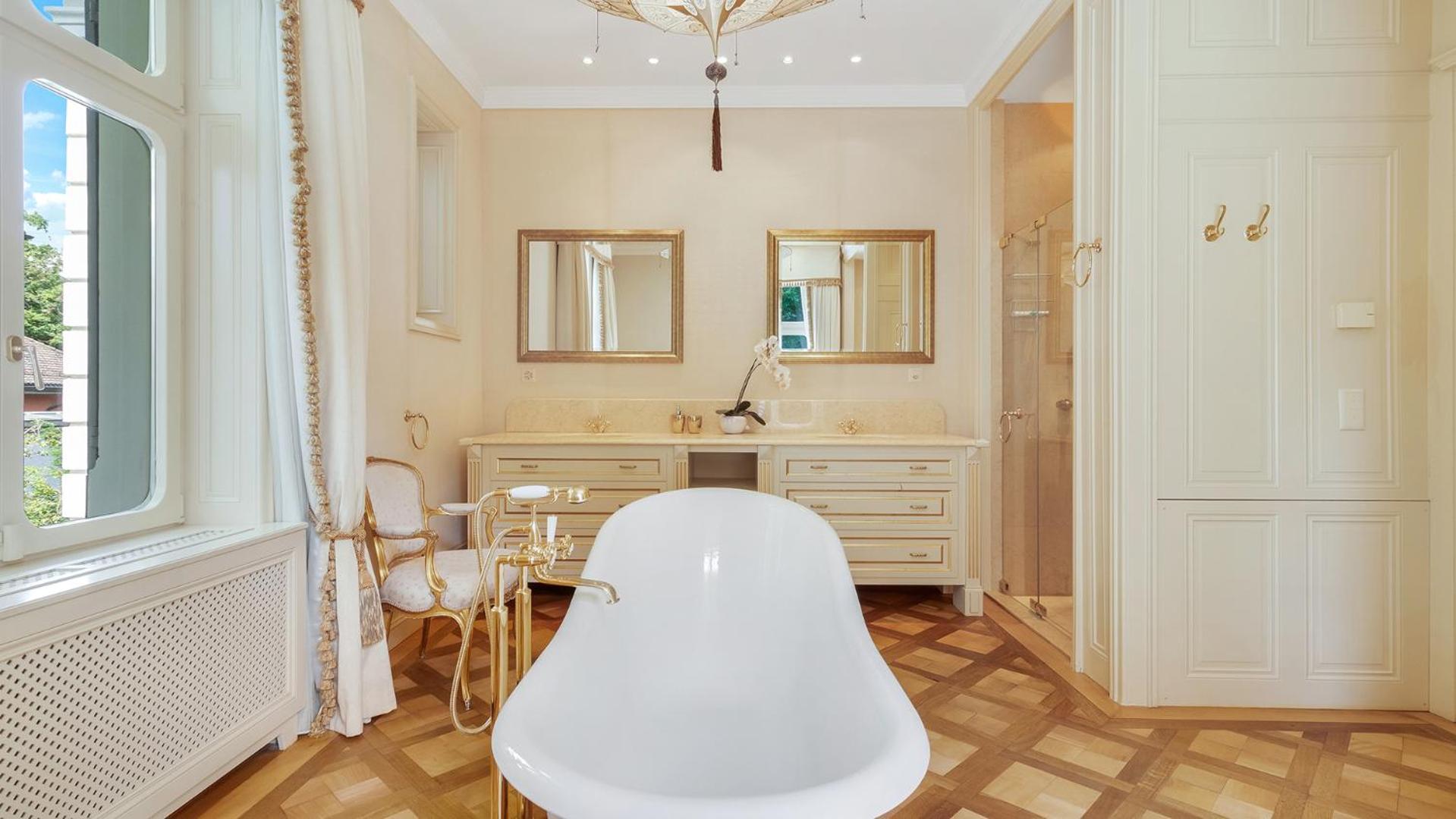 Entire Zurich Villa, Your Private Luxury Escape With In House Staff エクステリア 写真