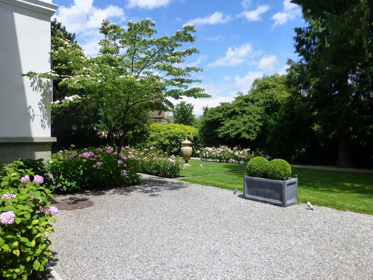 Entire Zurich Villa, Your Private Luxury Escape With In House Staff エクステリア 写真